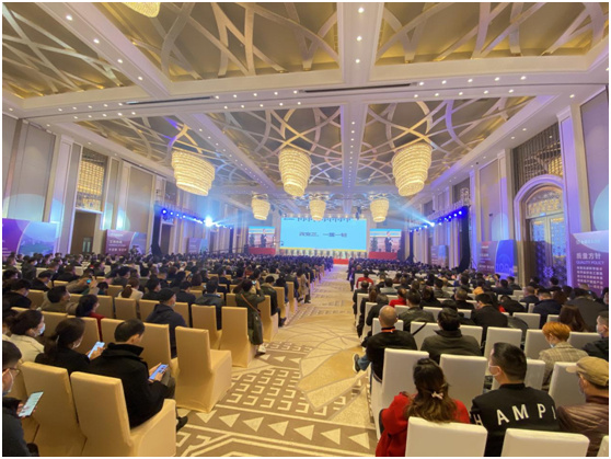 ��¹�ҵ20�����죺20�����ͬ�� 100����ҫչ��