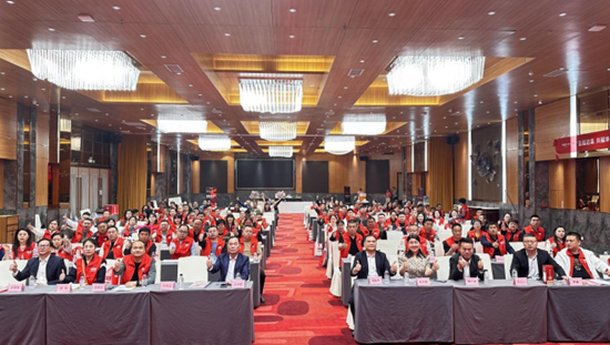 微光已现、何惧远航，澳克士总经理潘振华引领视播时代再启航